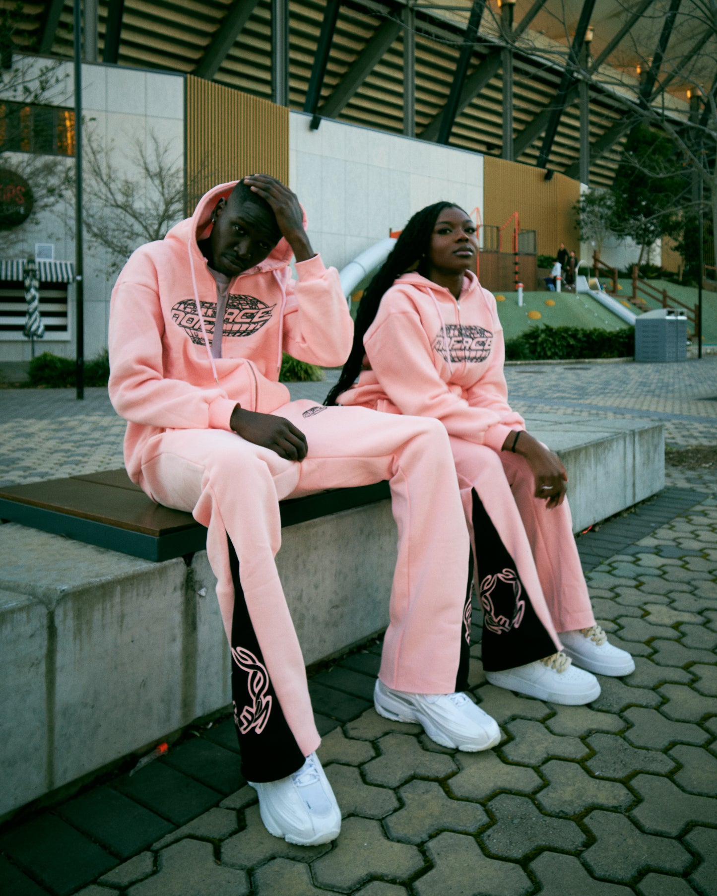 NO FACE FLAIR PANTS (PINK + BLACK)